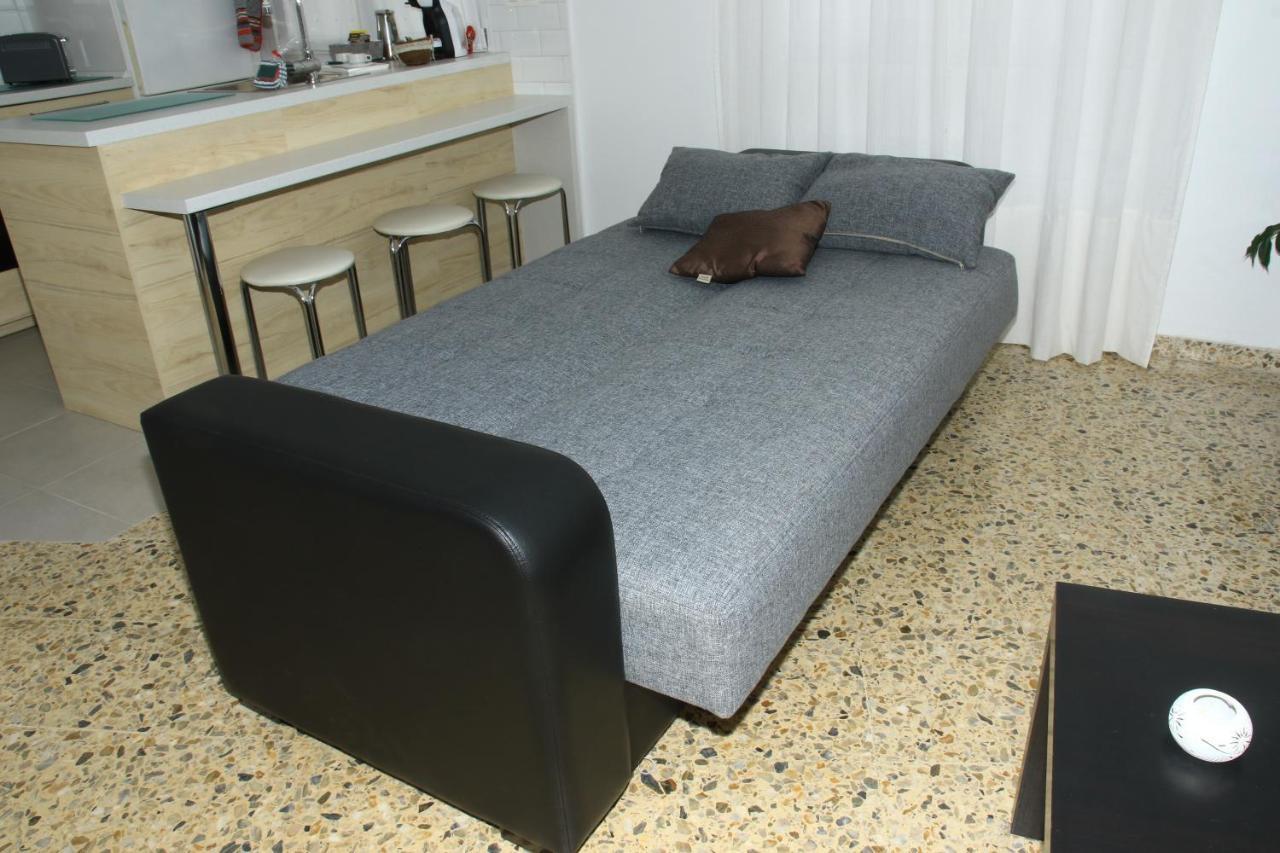 Apartamento R Y C Avilés Esterno foto